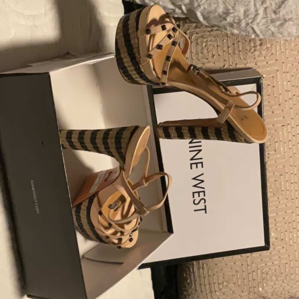 Schultz Heels - image 1